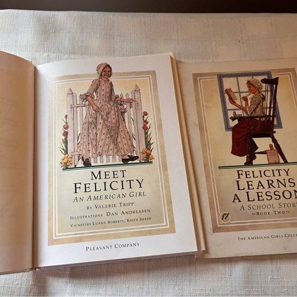 Vintage 90’s American Girl Felicity Book Bundle of 2 lot of Vintage Books 1990’s - Picture 2 of 6